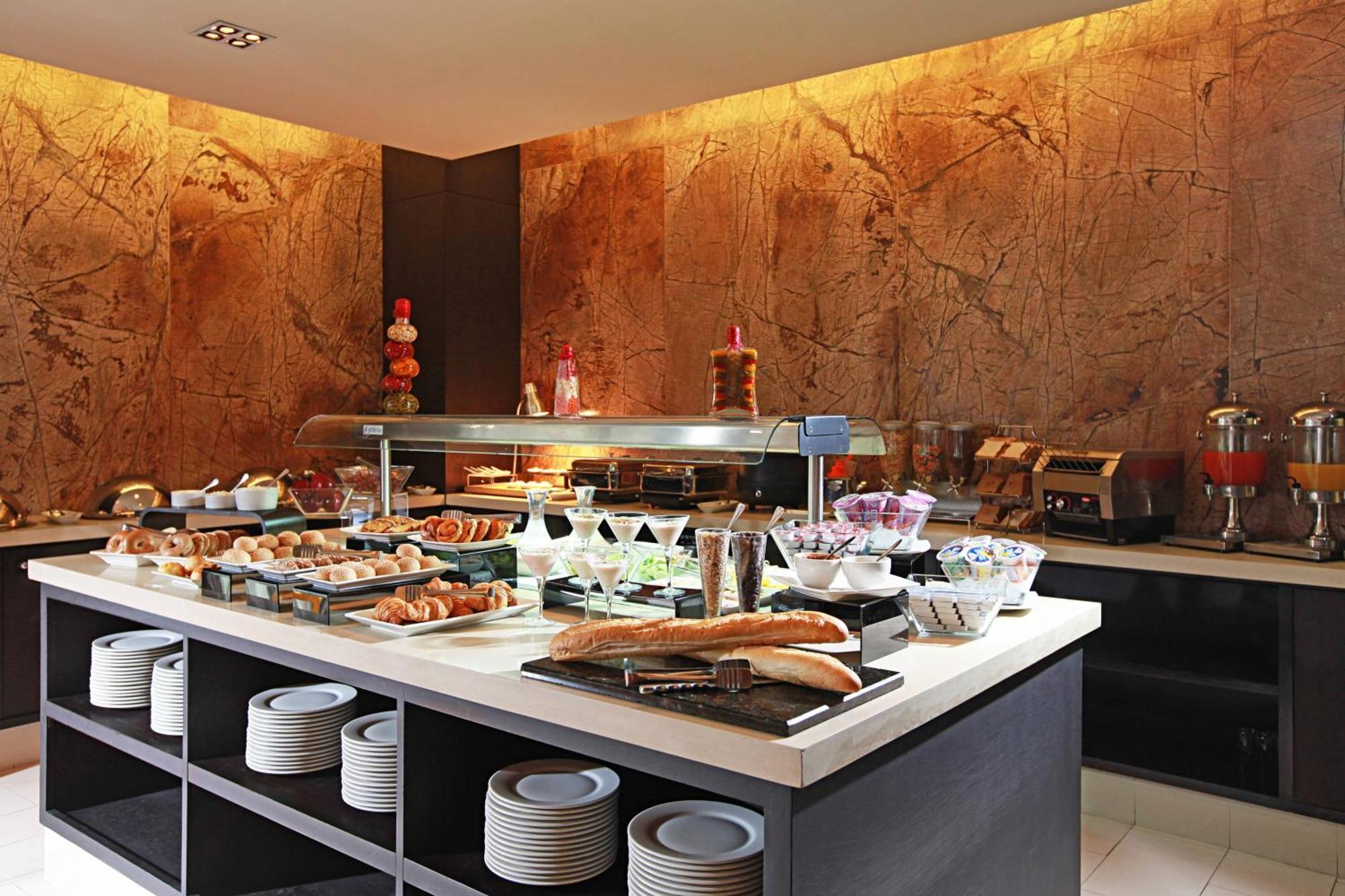 Courtyard by Marriott Panama Multiplaza Mall Esterno foto