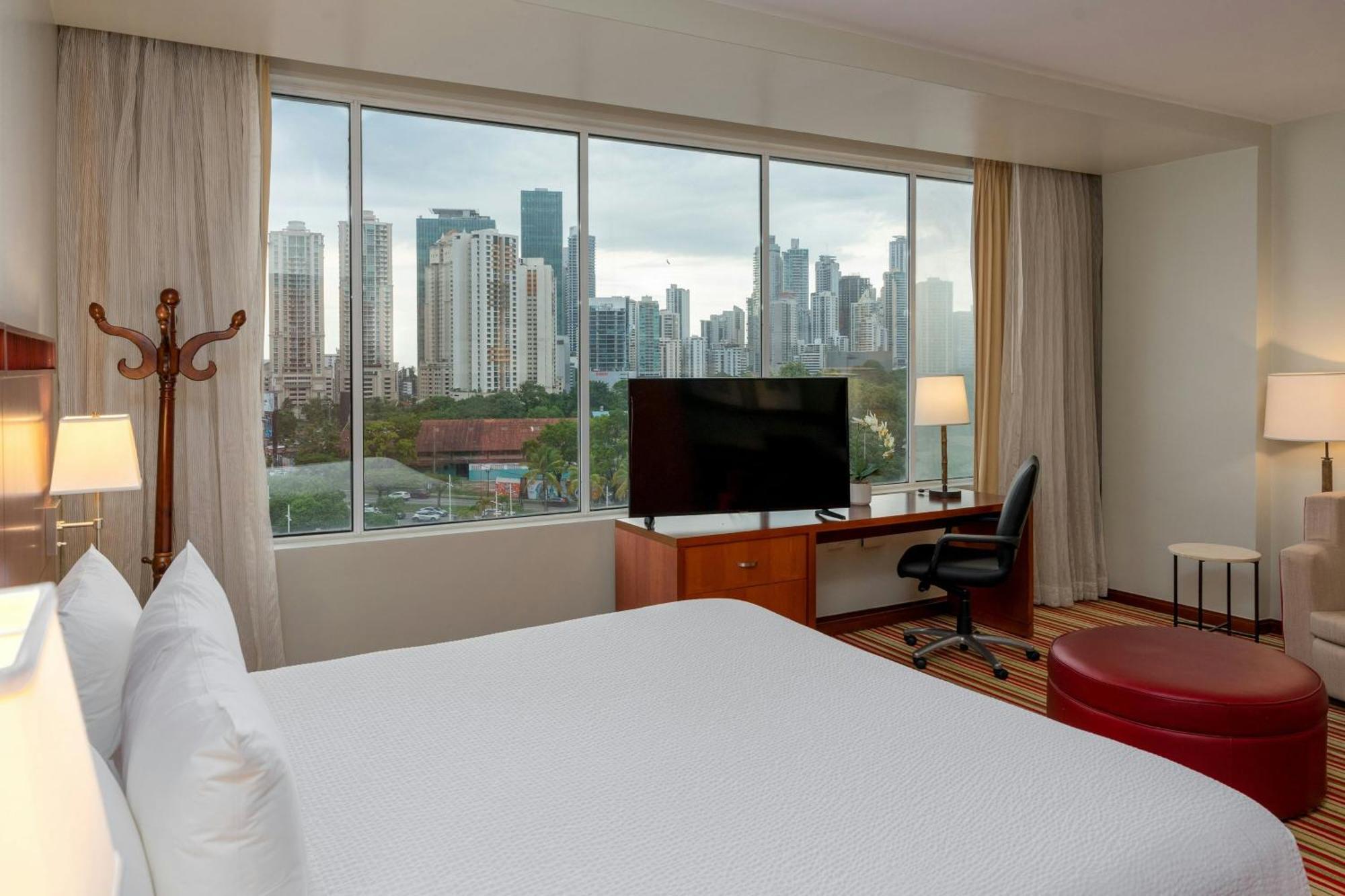 Courtyard by Marriott Panama Multiplaza Mall Esterno foto