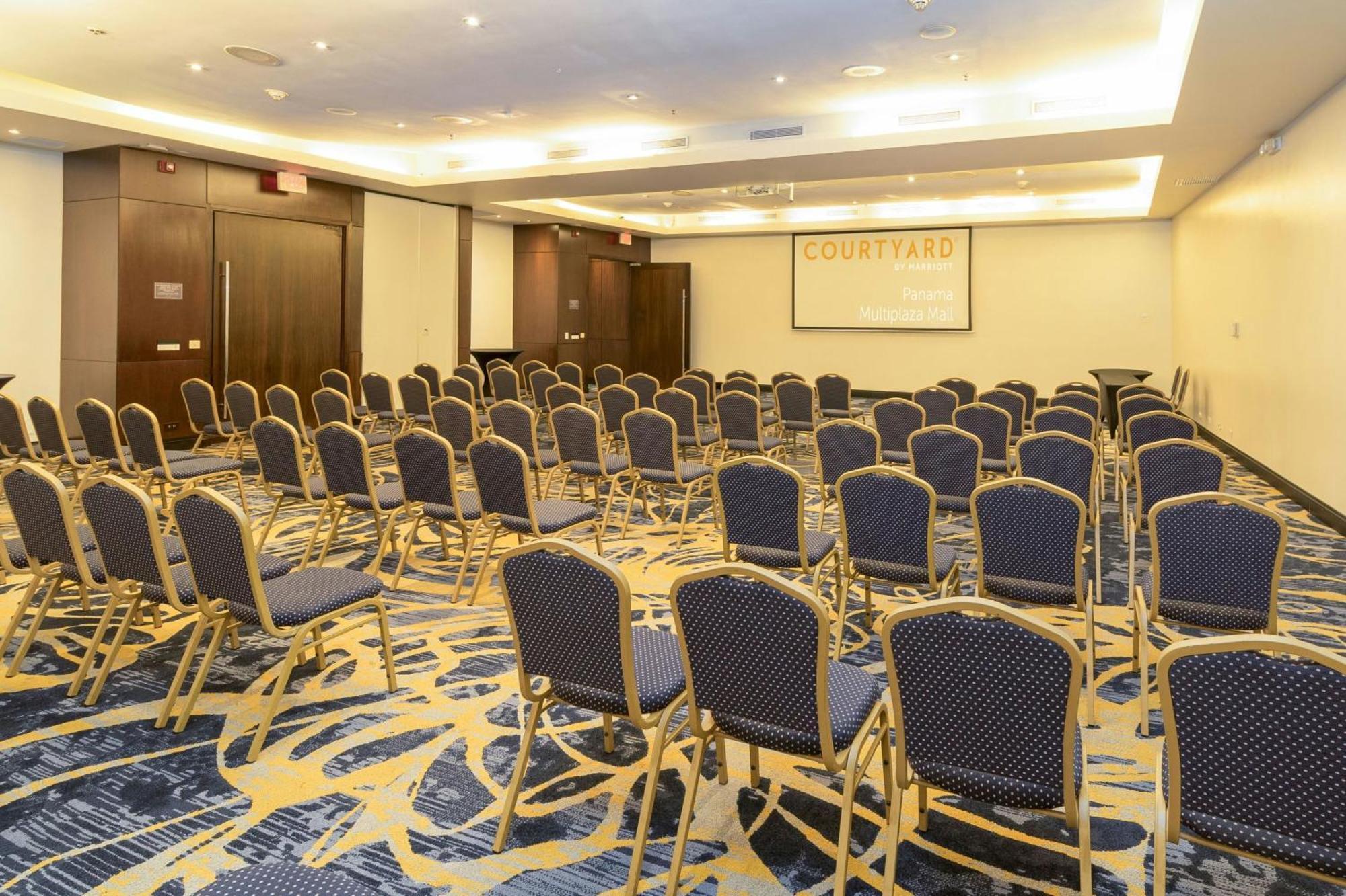 Courtyard by Marriott Panama Multiplaza Mall Esterno foto