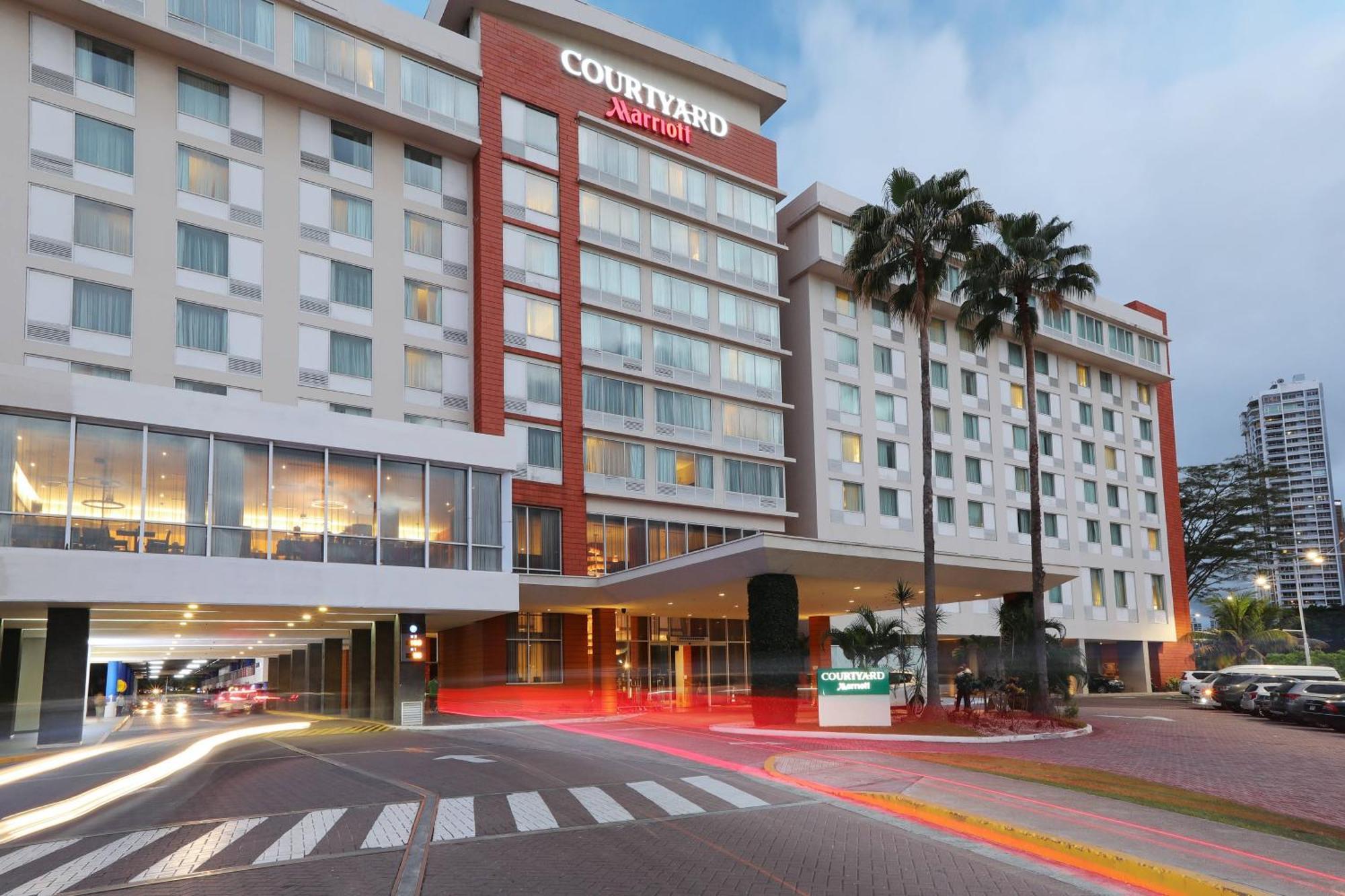 Courtyard by Marriott Panama Multiplaza Mall Esterno foto