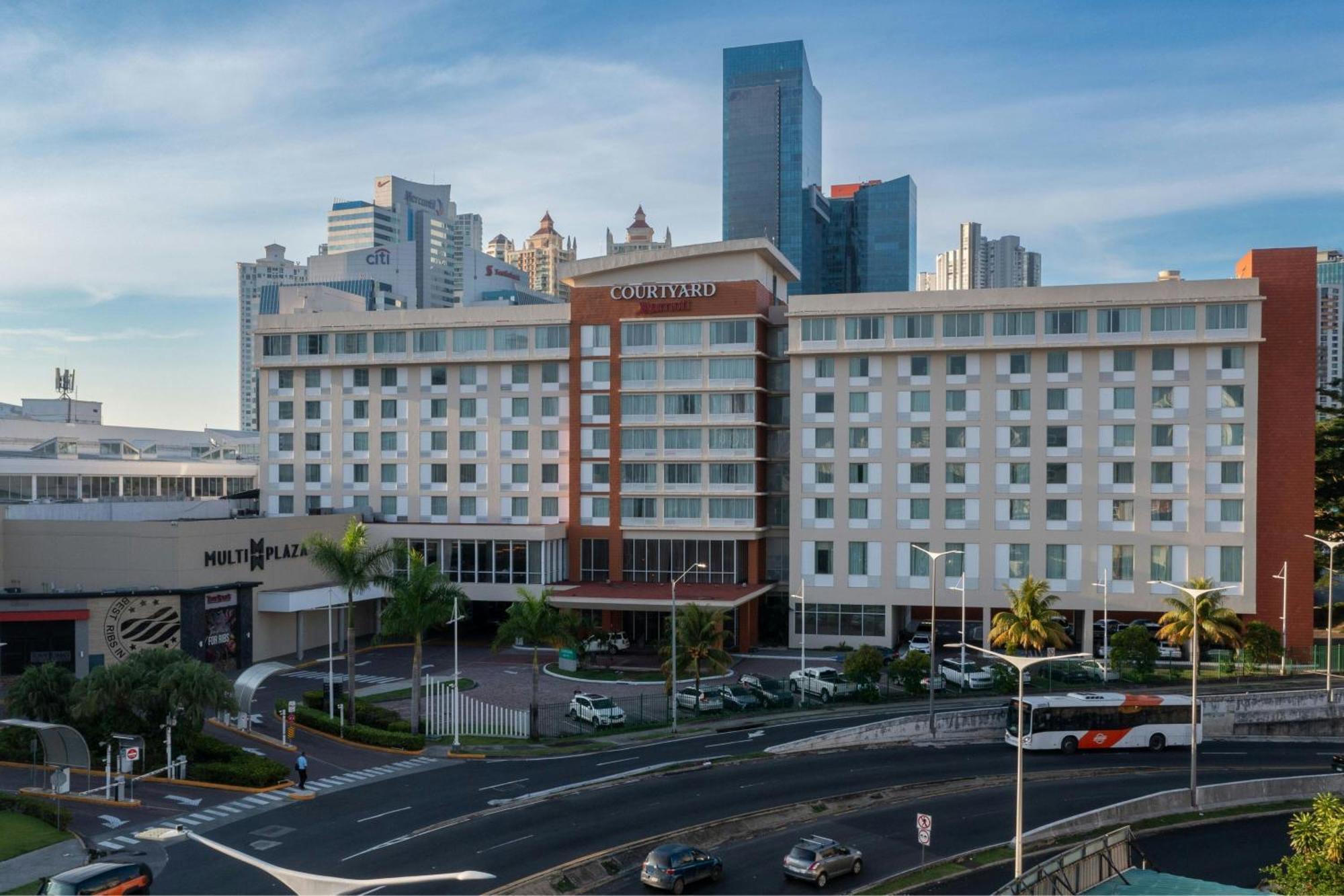 Courtyard by Marriott Panama Multiplaza Mall Esterno foto